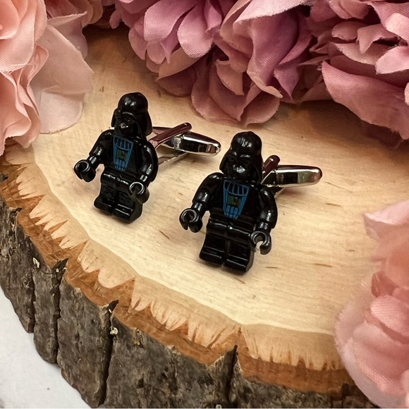 Star Wars Darth Vader Lego Cufflinks - Picture 4 of 16